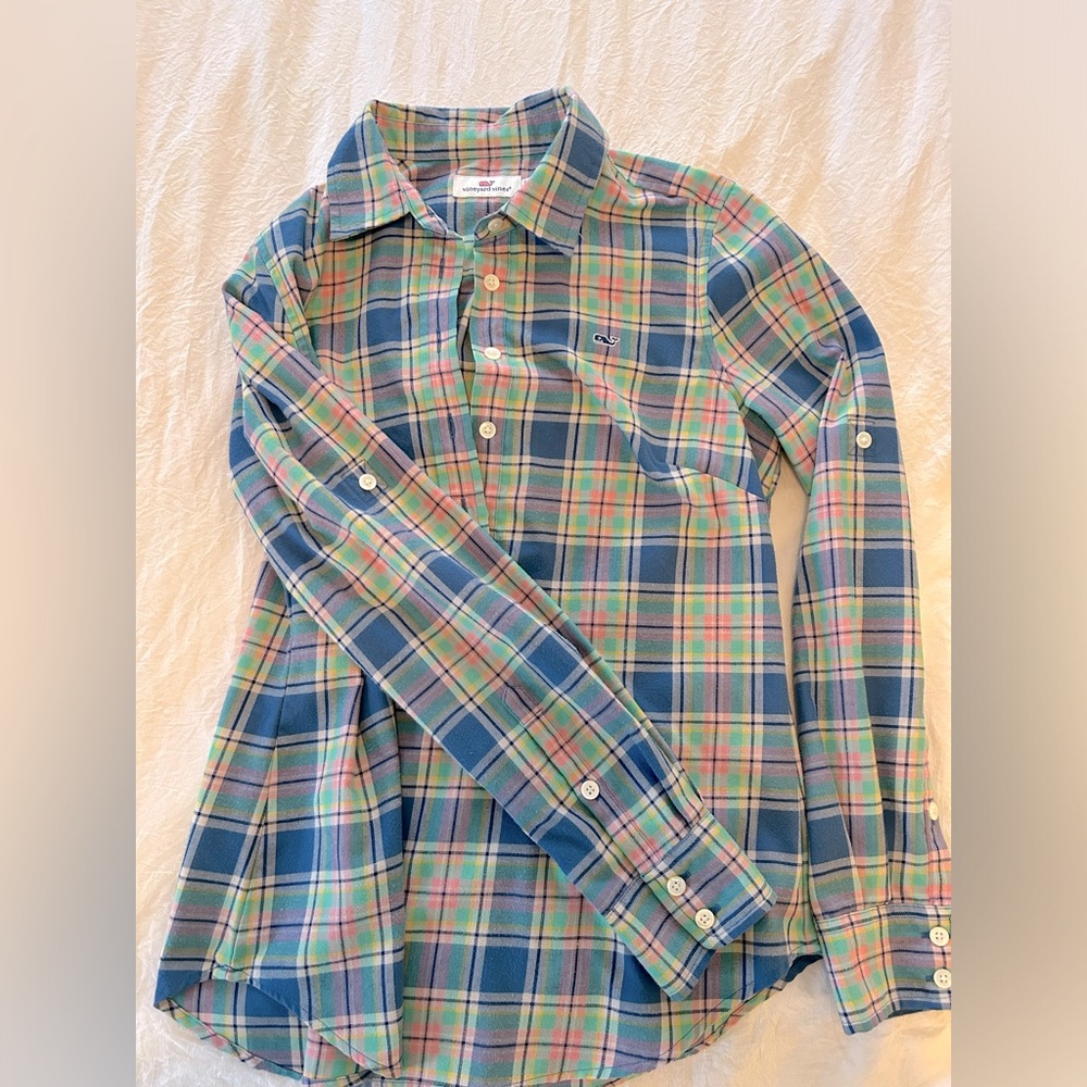 Vineyard Vines Women’s Flannel. Size 2.